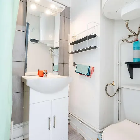 T2 Avec Piscine, Tennis, Parking, Animaux Acceptes - Fr-1-409-253 Fleury (Aude)